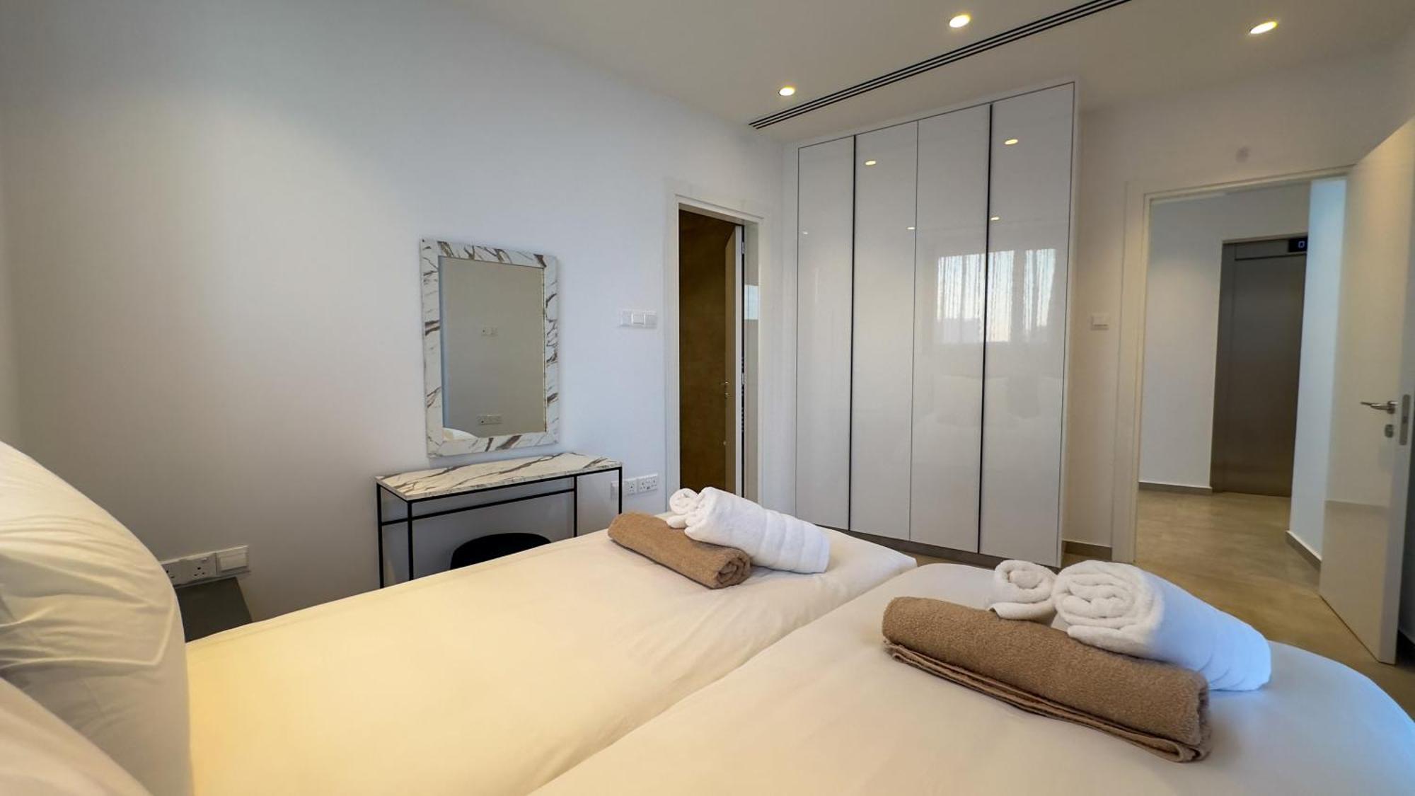 Aqua Beachfront - 2