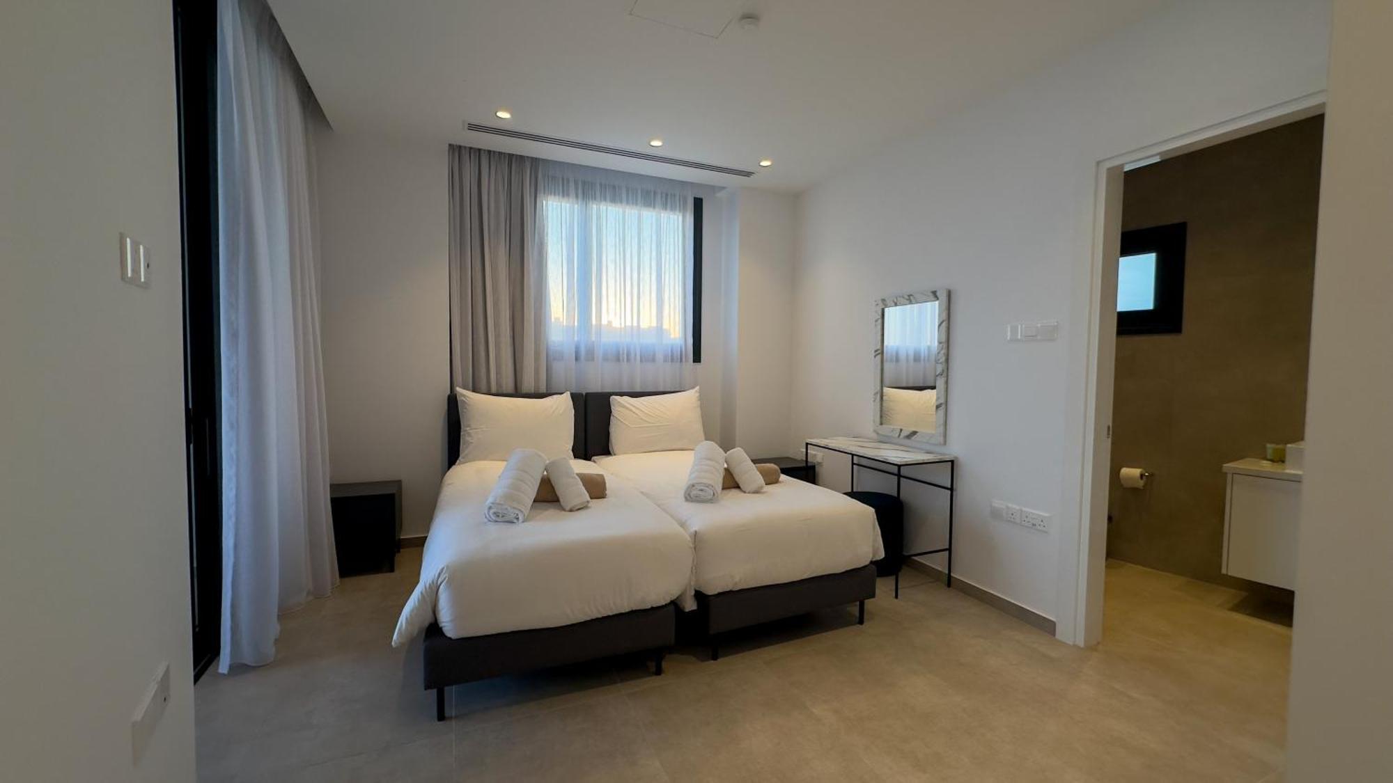 Aqua Beachfront - 2 * Ayia Napa