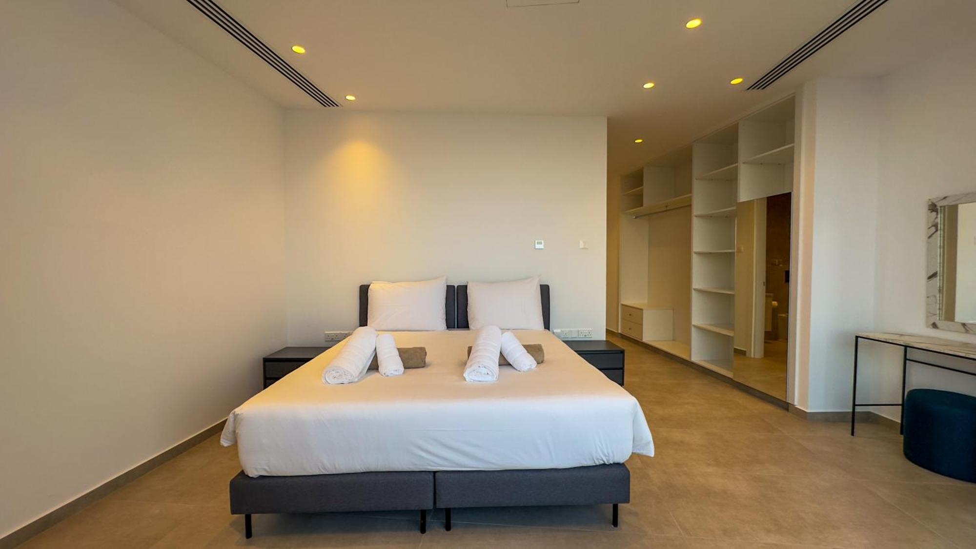 Aqua Beachfront - 2 *